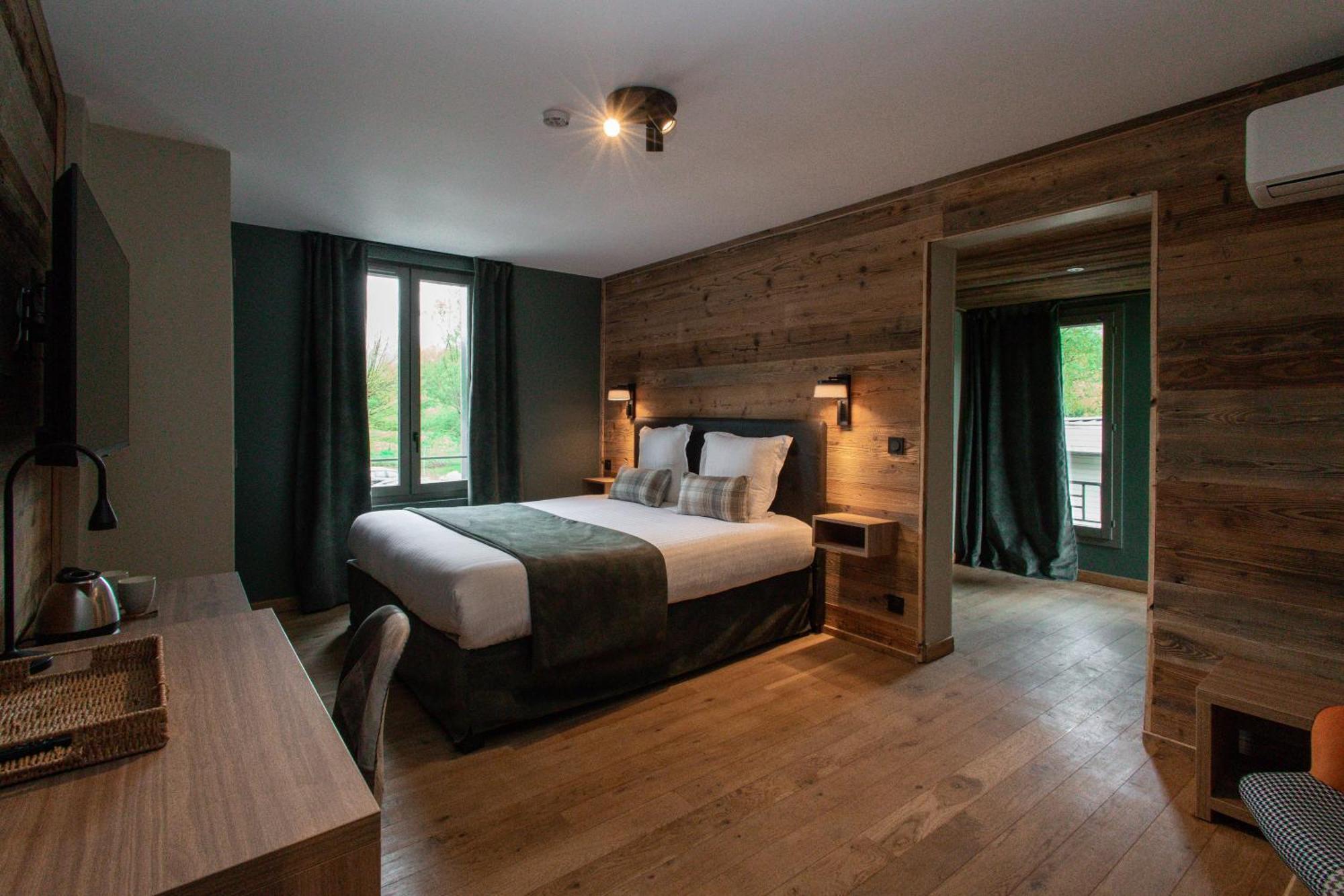 Les Lodges Du Lac Saint-Alban-de-Montbel Exterior foto